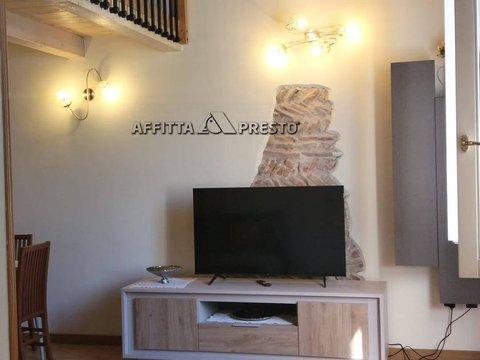 Monolocale in Viale V. Veneto, 28, Centro, Forlì