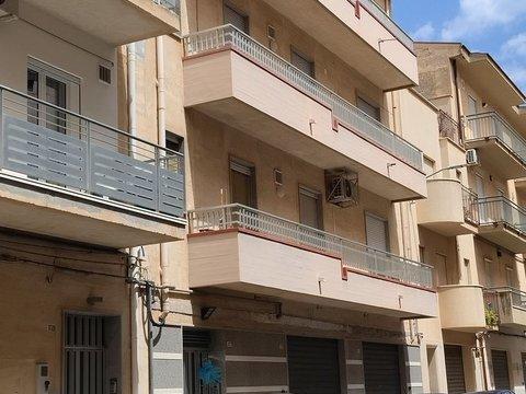 Casa indipendente in Via Giacomo Puccini, 75, Centro, Alcamo