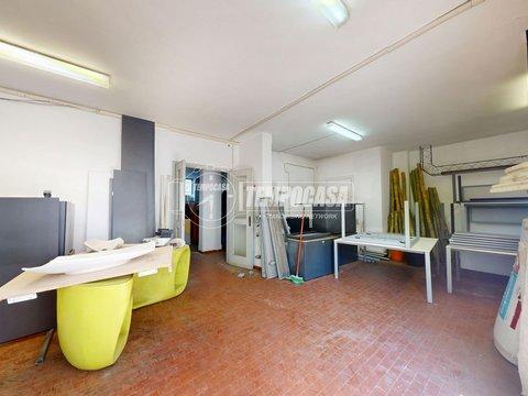 Quadrilocale in Corso Regina Margherita, Vanchiglia, Torino