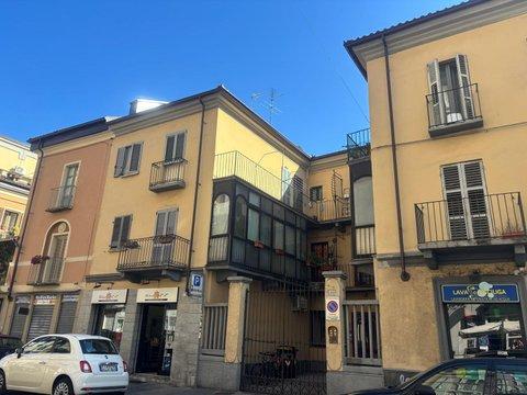 Quadrilocale in via San Donato, 30, San Donato, Torino