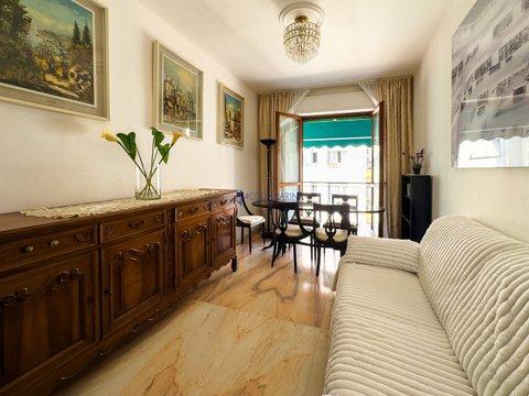 Trilocale in Via Martiri della Libertà, Borgo, Sanremo