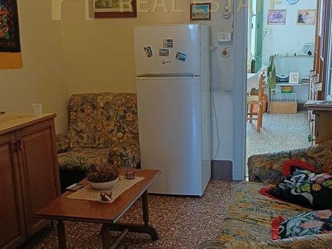 Trilocale in Via Scalpellini, 11, Centro Storico, Catania