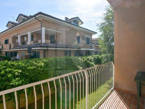 Trilocale in Via per Cerro Maggiore, 12, Uboldo