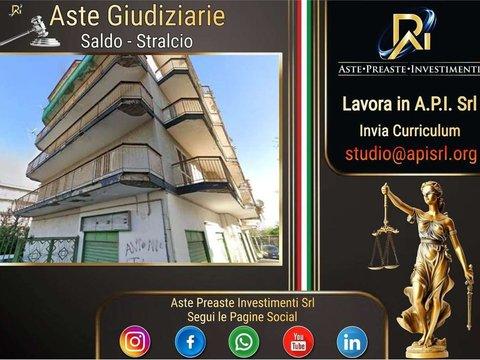 Appartamento in Via Roma Verso Scampia, 8, Secondigliano, Napoli