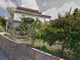 Casa indipendente in Corso Umberto Iᵒ, 18, Serramezzana