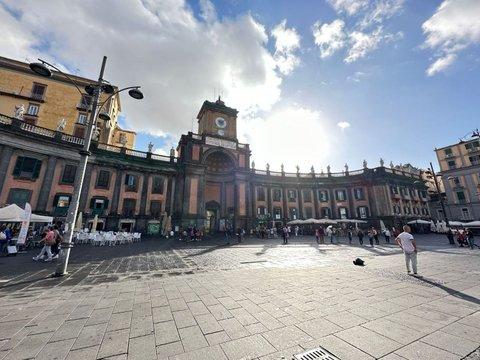 Appartamento in Piazza Dante s.n.c, Santa Chiara-Università, Napoli