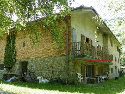 Villa in Via Caduti di Cà Berna, Lizzano in Belvedere