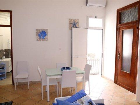 Bilocale in Via Riccardo Passaneto, 43, Centro Città, Trapani