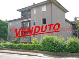 Trilocale in Via Torquato Tasso, Osio Sotto