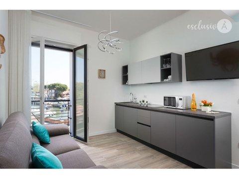 Trilocale in Viale Alfredo Oriani, 24, Mare, Cervia
