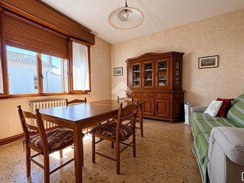 Villa in Viale Europa, 16, Centro, Suzzara