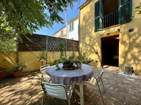 Casa indipendente in Via San Lorenzo, 65, Sirolo