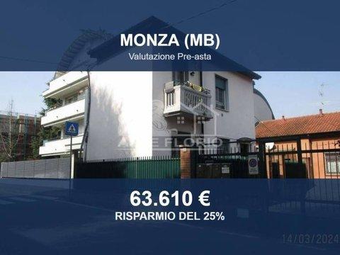 Quadrilocale in Via Alfonso Marelli, 30, San Fruttuoso, Monza