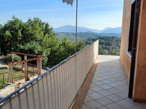 Trilocale a Torrice