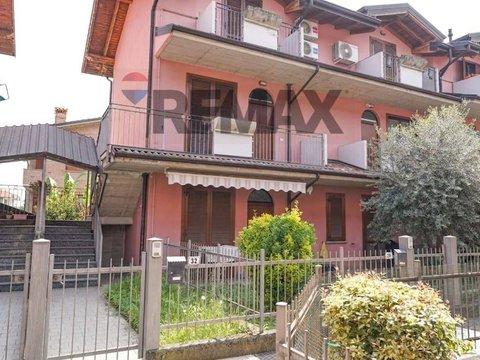 Trilocale in Via Papa Giovanni XXIII, 32, Verdello