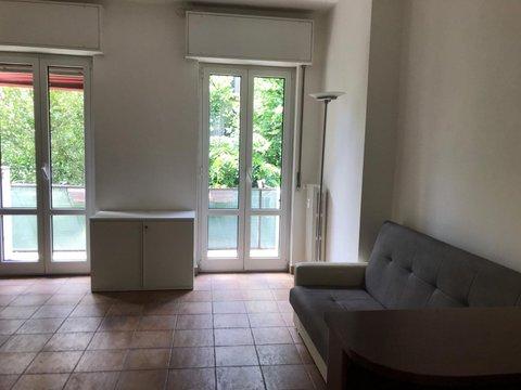 Bilocale in Via Monzambano, 9, Istria, Milano
