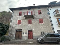 Casa indipendente in Via Molini, 28, Salorno-Salurn