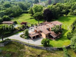 Villa in via San Fermo, San Fermo della Battaglia
