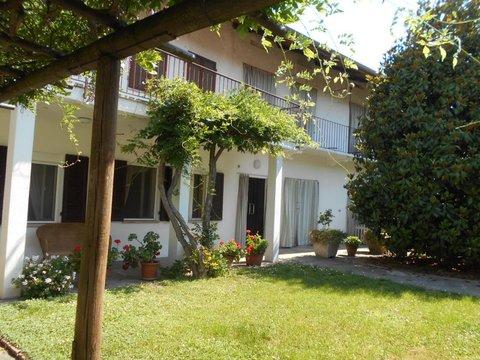 Villetta bifamiliare in Via Perinotti, 25 bis, Cigliano