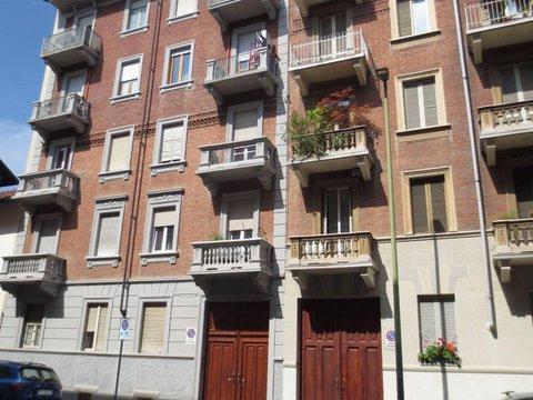 Trilocale in via Piedicavallo, 43, Parella, Torino