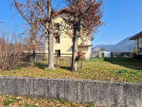 Villa in Via Nazionale s.n.c, Enemonzo