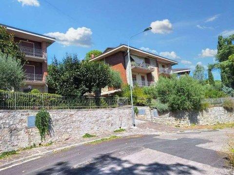 Appartamento in Via Frate Sole s.n.c, Montebello, Perugia