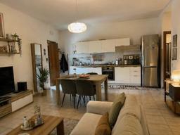 Bilocale in Sp69, Porto Valtravaglia