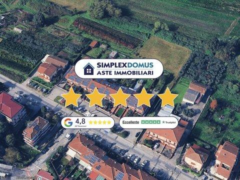 Villa in Via A.Selva, Ferruccia, Agliana