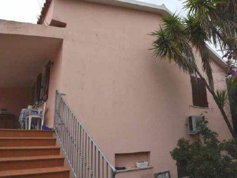 Villa in Via E. Fermi, 6, Area Arzachena Paese, Arzachena