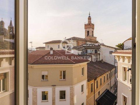 Attico in Corso Camillo Benso Conte di Cavour, 1, Centro Storico, Foligno
