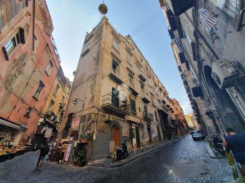 Monolocale in Vico Pergolella, 7, Montesanto-Quartieri Spagnoli, Napoli