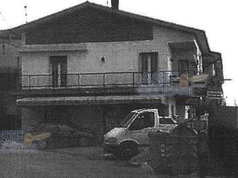 Appartamento in Via Primo Maggio, 22, Serle