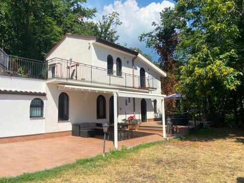 Villa in Via Bosco Bonanno, 16, Zafferana Etnea
