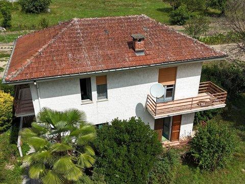 Casa indipendente in Via Borgata Tetti, 25, Giaveno