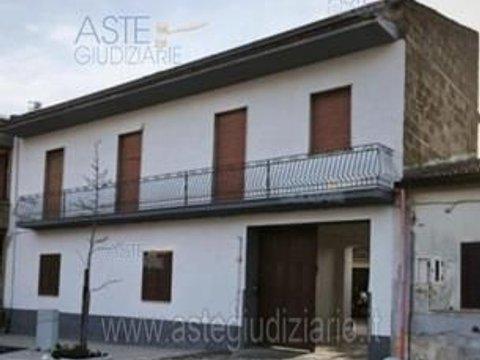 Casa indipendente in Via 4 Novembre, 22, Carinola