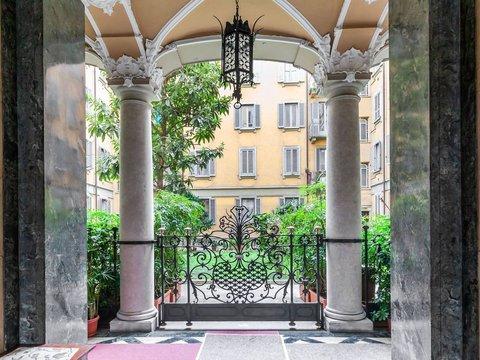 Trilocale in Via Giovanni Battista Morgagni, 28, Morgagni - Bacone, Milano