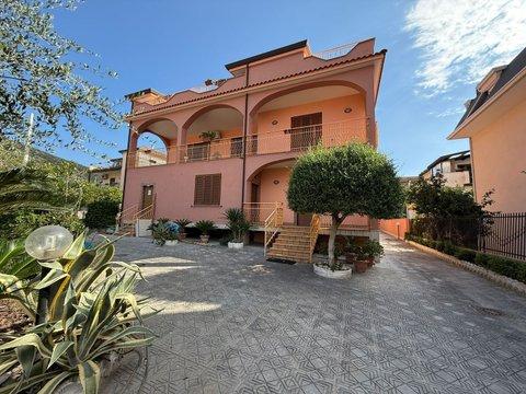 Bilocale in Via Gennaro Papa, 20, Puccianiello, Caserta
