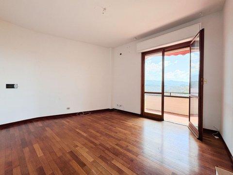 Appartamento in Via Arnaldo Terzi s.n.c, Centro, Sarzana