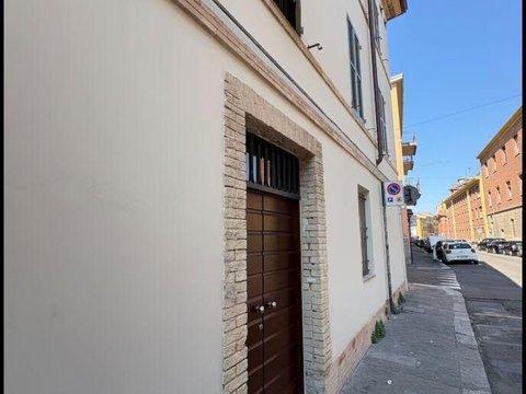 Bilocale in Strada Nino Bixio, 94, Oltretorrente, Parma