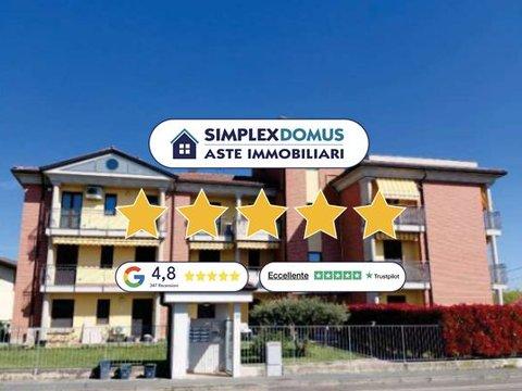 Quadrilocale in Via Carlo Berra, Venegono Inferiore