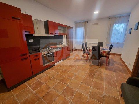 Trilocale in Via Romea, 63, Legnaro