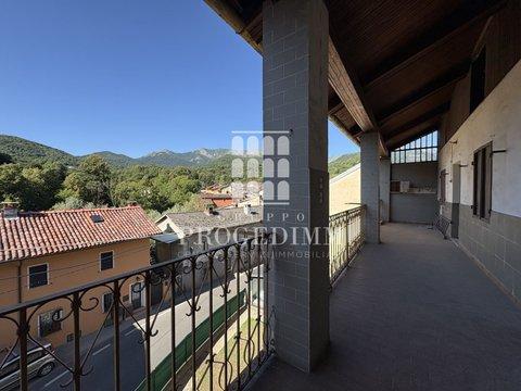 Appartamento su due piani in Borgata Gaudi Ponte Pietra, 30, Giaveno