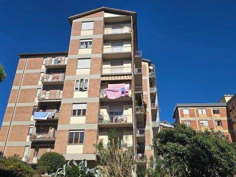 Appartamento in Via Bernardino Perfetti, Petriccio, Siena