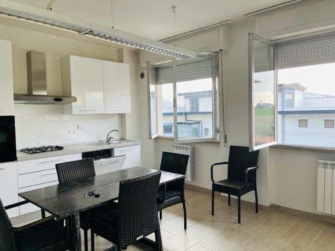 Appartamento su due piani in Via labriola s.n.c, Bagnolo, Montemurlo