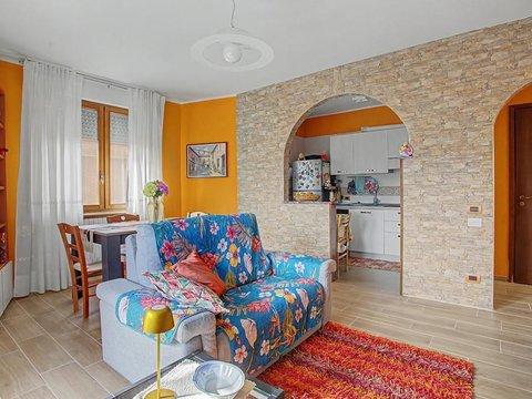 Appartamento in Via Creva, 110, Luino