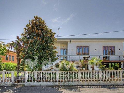 Villa in Via G. Parini, 4, Legnago