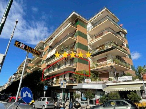 Appartamento in via dell'Epomeo, Soccavo, Napoli