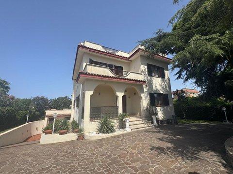 Villa in Via Passo Cento Croci, 3, Cioccati-Zucchetti, Nettuno