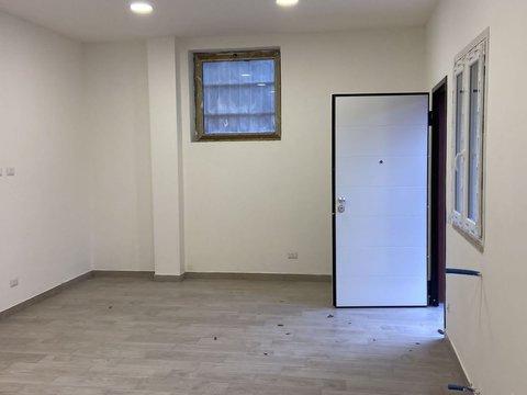 Monolocale in Via Lago D'Orta, 55045, Pietrasanta, Pietrasanta