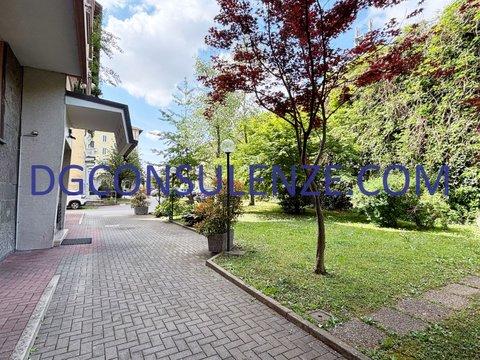Trilocale in Viale Corsica, Argonne - Corsica, Milano